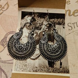 Silver Filigree Earrings NWOT